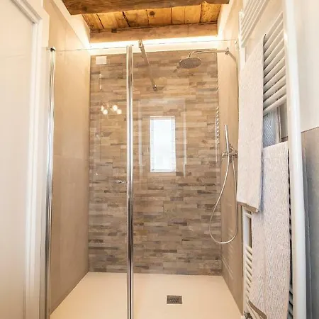 Bossema Luxury بيت للعطل